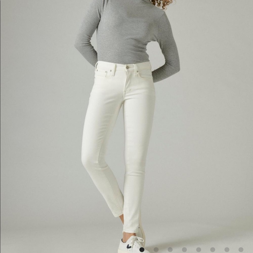 Lucky Brand White Ava Mid Rise Skinny Jeans